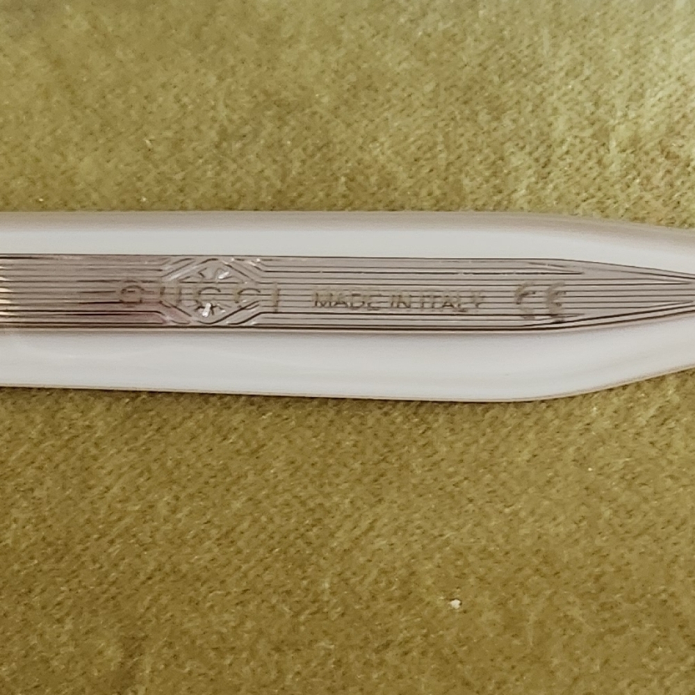 Gucci Cream Round Sunglasses - Picture 8 of 8